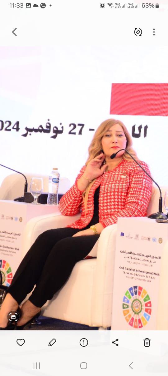 2718ed12-ca22-4421-9633-981f301f9a1b