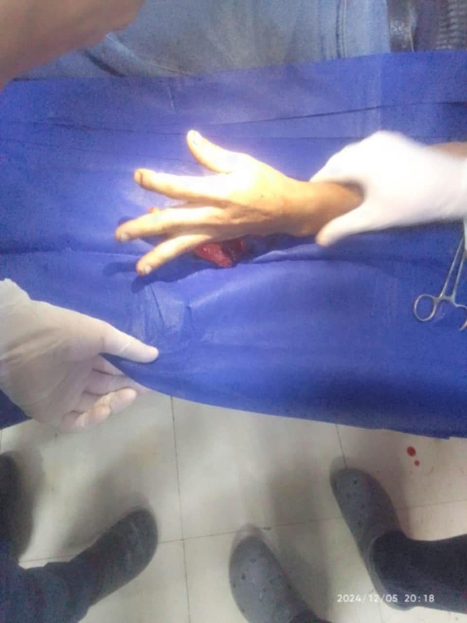 DA6B9CDB-BBD1-4F99-A283-003CF6C52B6C