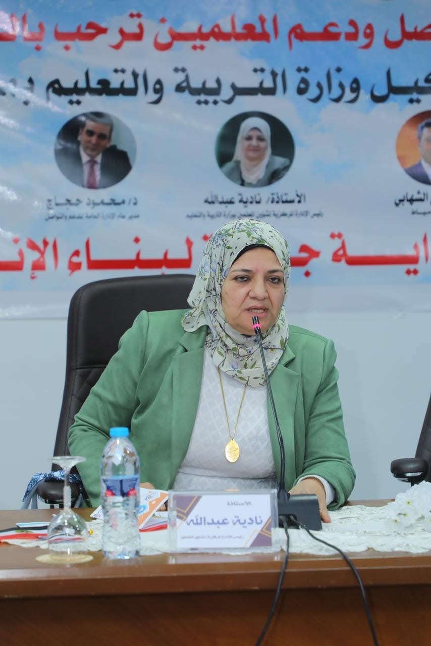 E7F1517C-E011-4182-AA0D-4D1D3E298CF5