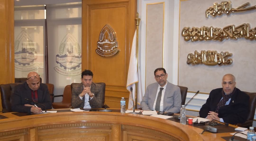 شُعبة المدارس تشيد بدور الدولة.. وترفع مذكرة عاجلة بمطالب قطاعها تماشيًا مع المُستجدات 9 788