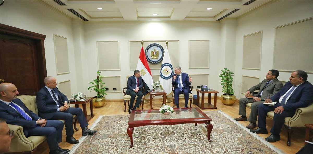 جانب من لقاء وزير البترول ورئيس شركة بيكر هيوز