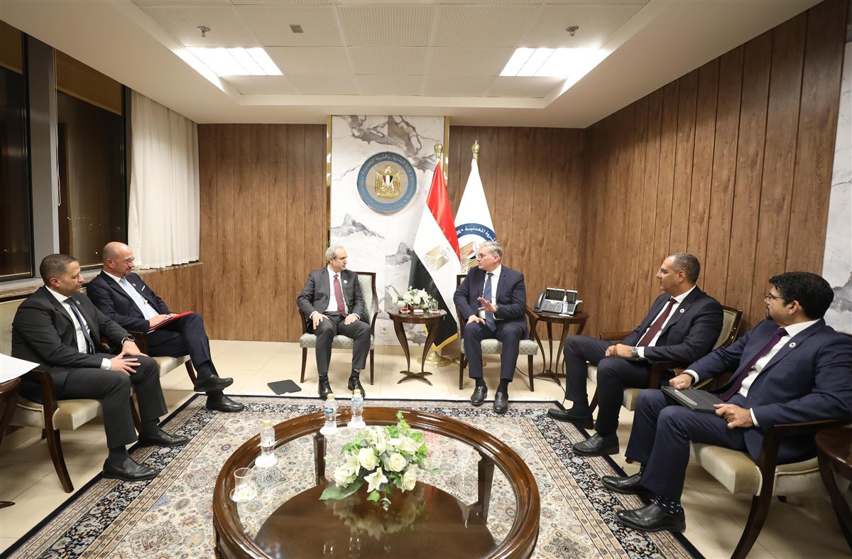 جانب من لقاء وزير البترول وعضو مجلس الإدارة التنفيذى لشركة سيمنز إنرجى العالمية