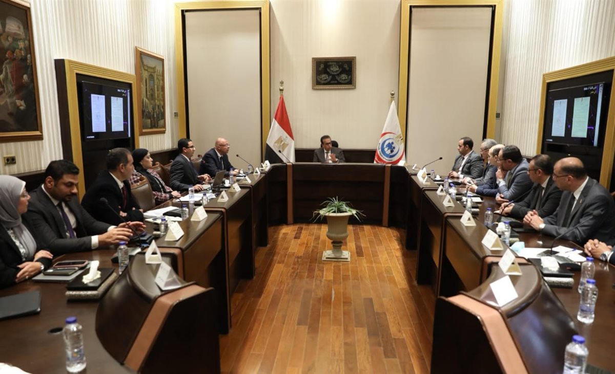  الدكتور خالد عبدالغفار وزير الصحة والسكان