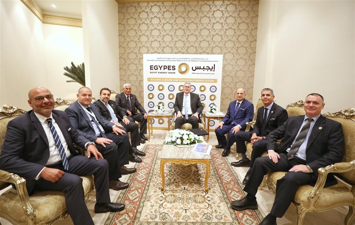 وزير البترول يلتقي وفد الكونسورتيوم الجديد من المستثمرين المصريين