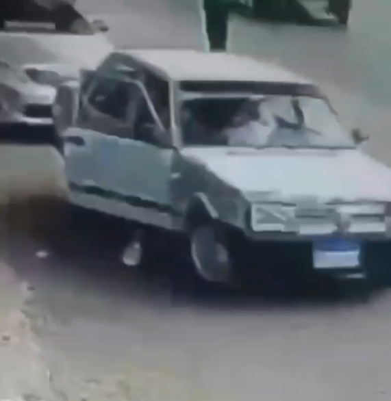 قتله وجري.. مصرع عامل كاوتش بطلق ناري داخل سيارة ببني سويف