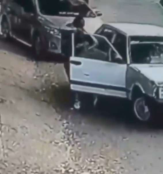 قتله وجري.. مصرع عامل كاوتش بطلق ناري داخل سيارة ببني سويف