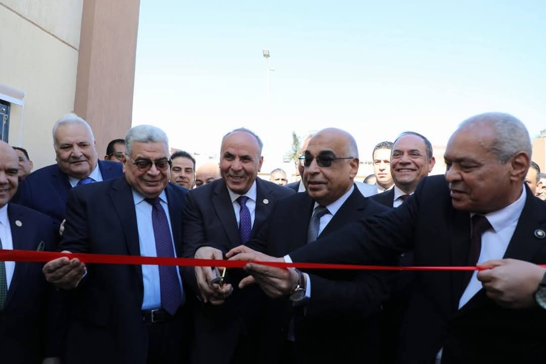افتتاح الشهر العقارى