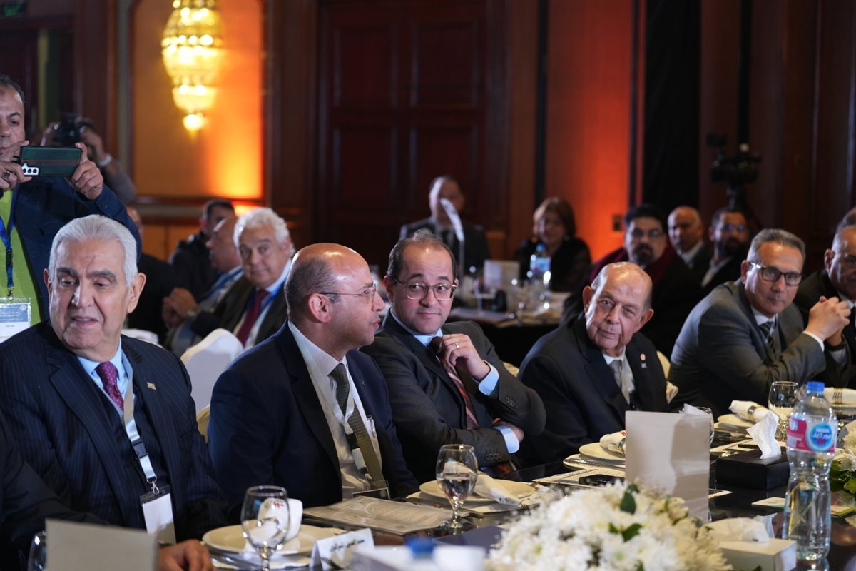 جمعية رجال الأعمال المصريين   (5)