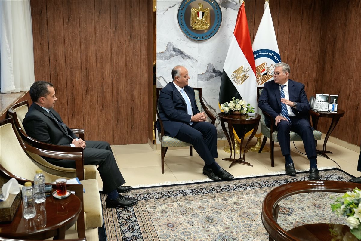 وزير البترول والثروة المعدنية يستقبل الرئيس الإقليمي لشركة بي بي البريطانية