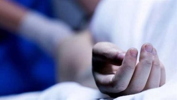 وفاة طفلة في حضن جدها بسوهاج