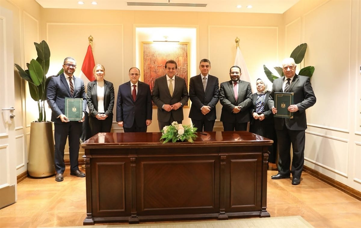 الدكتور خالد عبدالغفار نائب رئيس مجلس الوزراء