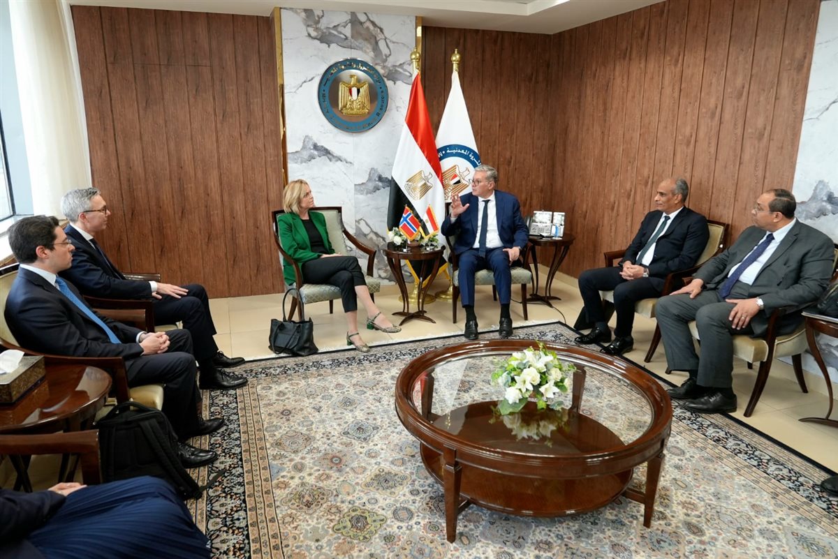 جانب من لقاء وزير البترول ووفد الشركة النرويجية