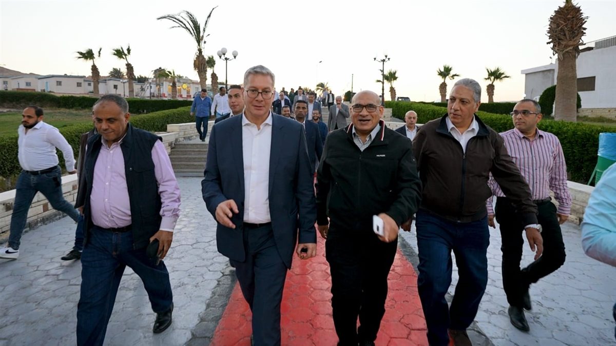 جانب من زيارة وزير البترول لشركتى جابكو والعامة للبترول بمنطقة خليج السويس