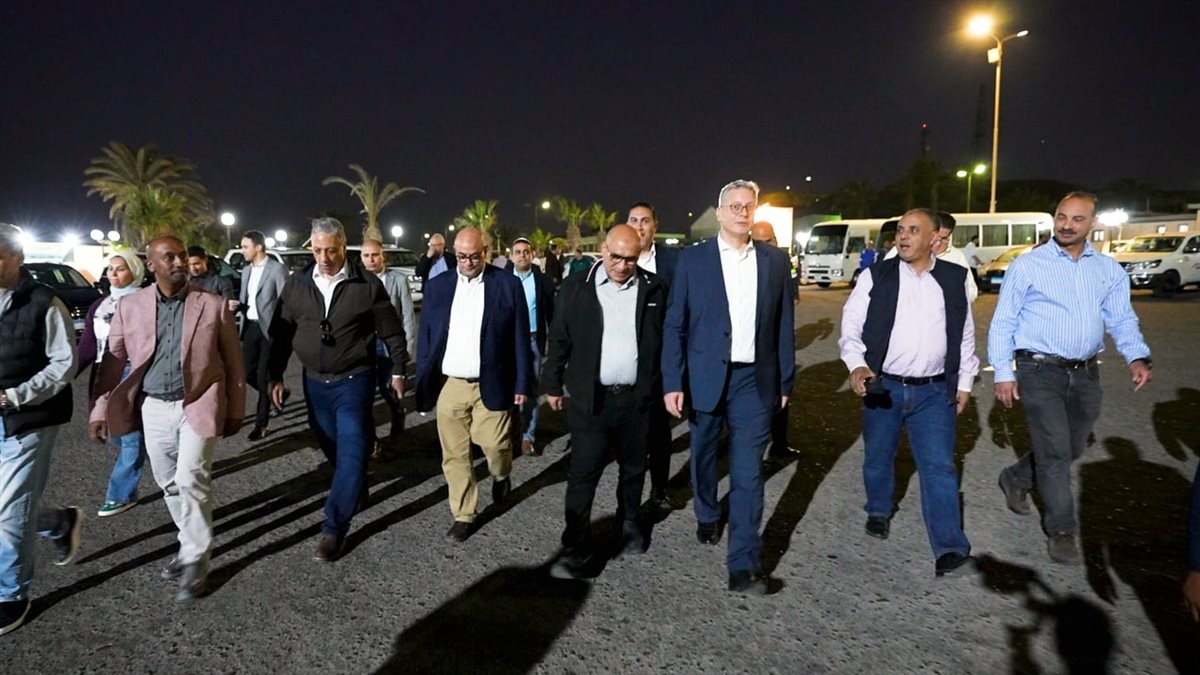 جانب من زيارة وزير البترول لشركتى جابكو والعامة للبترول بمنطقة خليج السويس