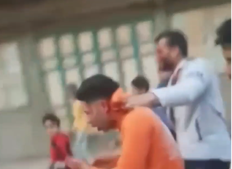 كان عايز يجبله كرسي.. الداخلية تكثف في واقعة سحل شاب بدمياط