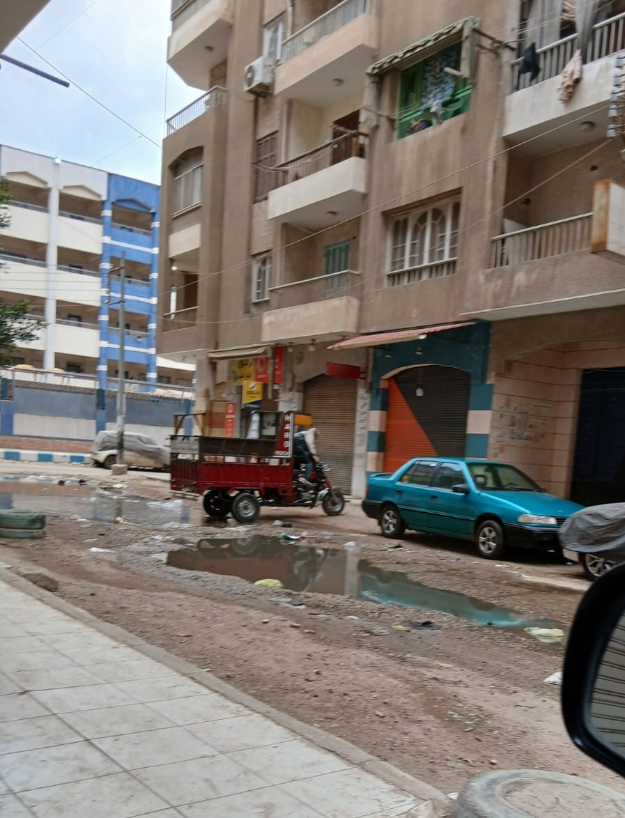 طفح المجاري في شوارع المنصورة