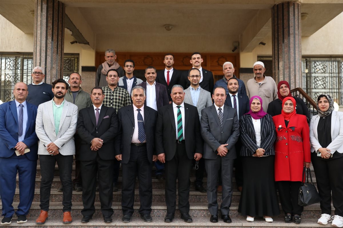 رئيس جامعة الأزهر يشارك في الإفطار الرمضاني لأسرة طلاب من أجل مصر