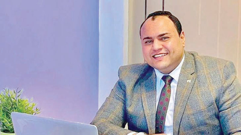 الأستاذ أسامة زرعي