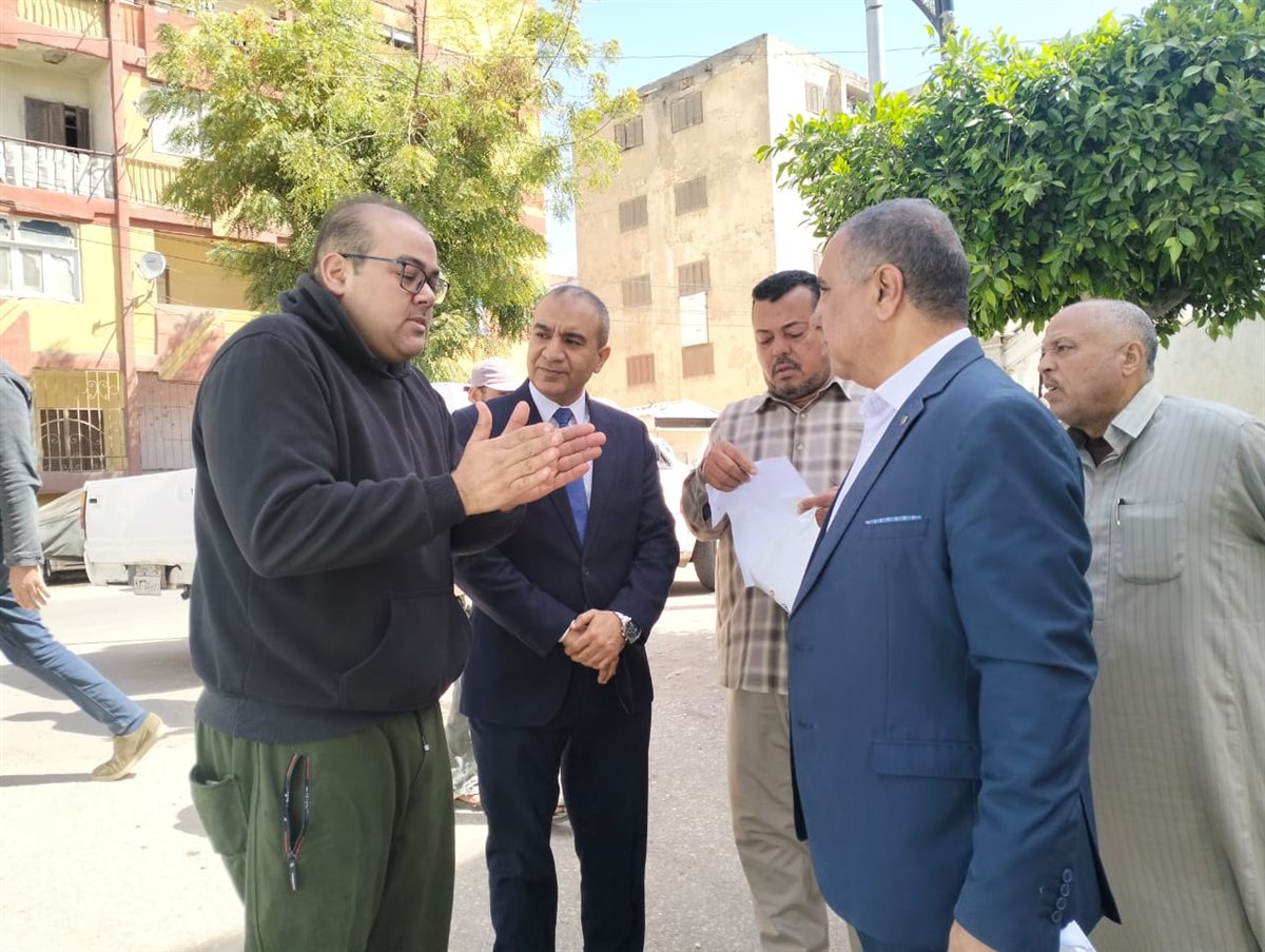 السكرتير العام أثناء أخر زياراته التفتيشية على شربين