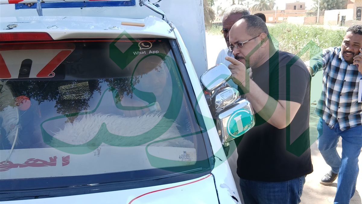 مسؤولي مجلس نصر النوبة يشدد علي السائقين بالالتزام التعريفة