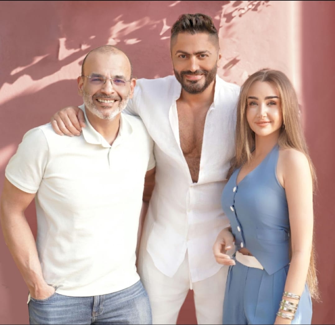 أيمن بهجت قمر مع تامر حسني وهنا الزاهد