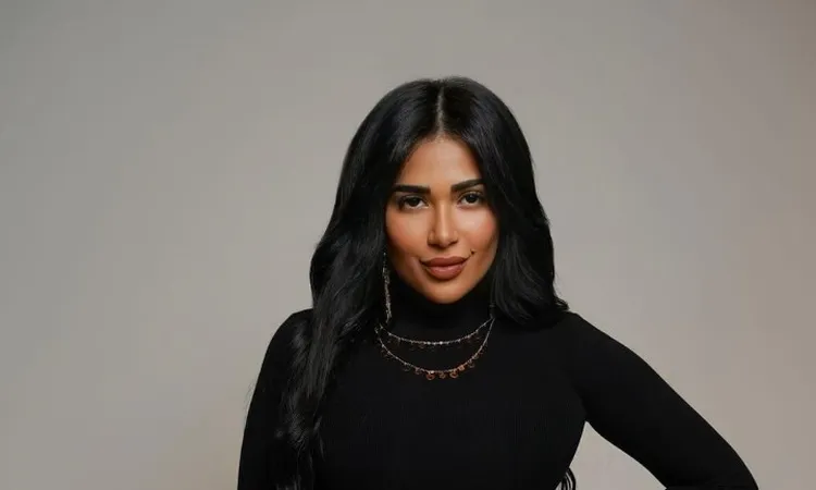 الفنانة علياء صبحي