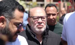 صلاح عبد الله من جنازة سليمان عيد
