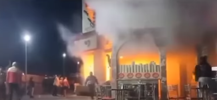 حريق محل كشري الخديوي بالعبور الشباب
