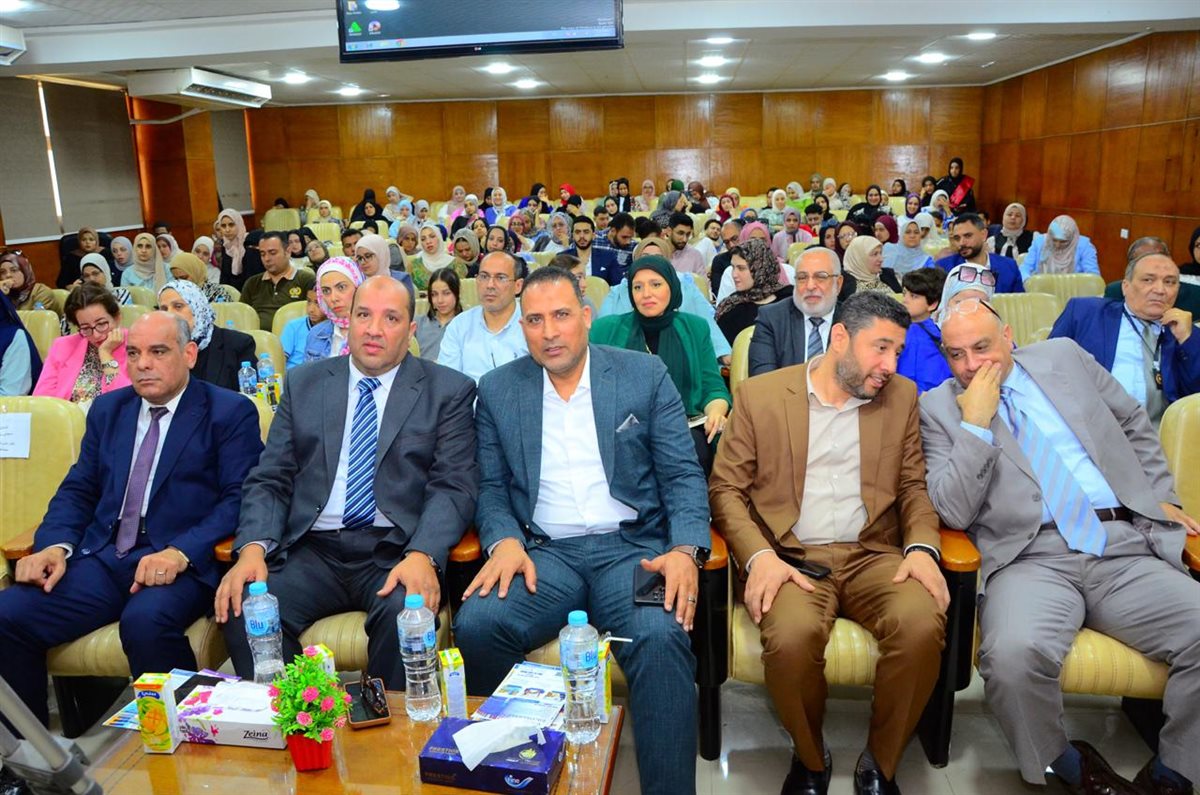 اللقاء تناول عددا من الموضوعات