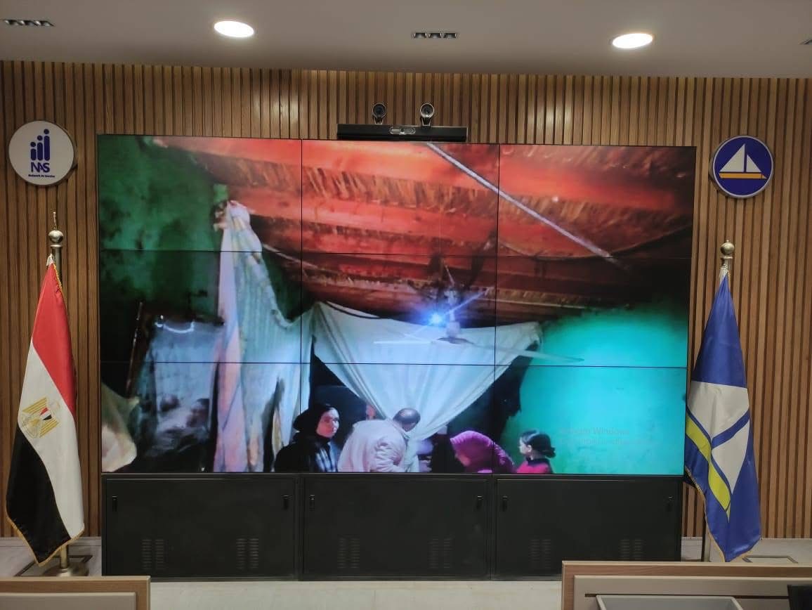 AF9E2BEF-0332-42EB-9CF1-9C8FF7322CE3