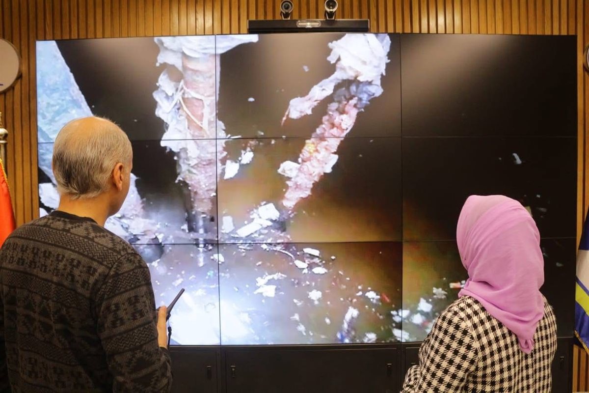 063A777B-12E9-49F2-9C77-2E6920745687