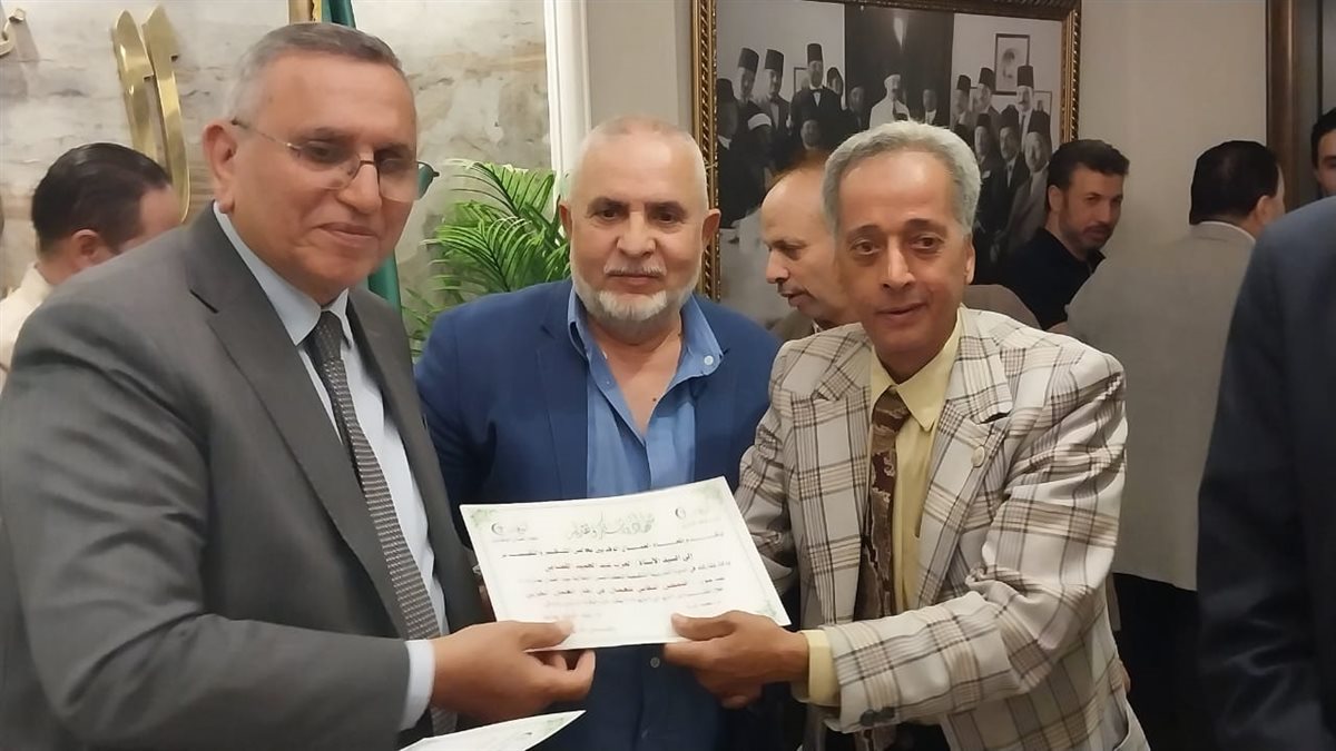 شسشسي