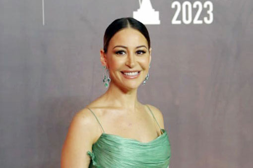 مني شلبي