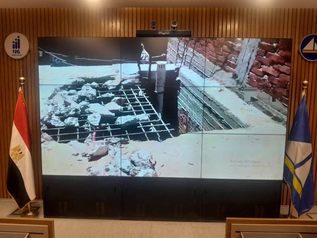 F38C9EE6-C0FD-4DBD-9598-4A9B50536F2A