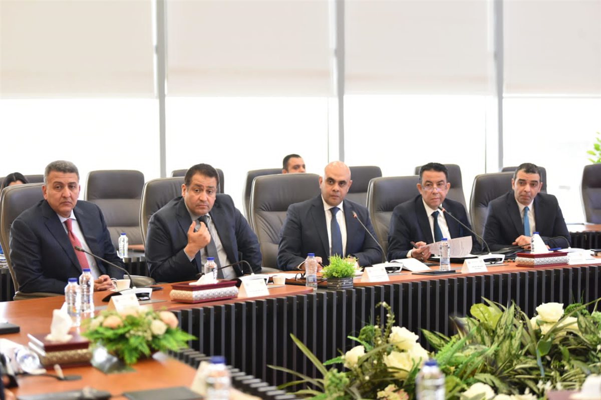 الدكتور خالد عبدالغفار وزير الصحة والسكان