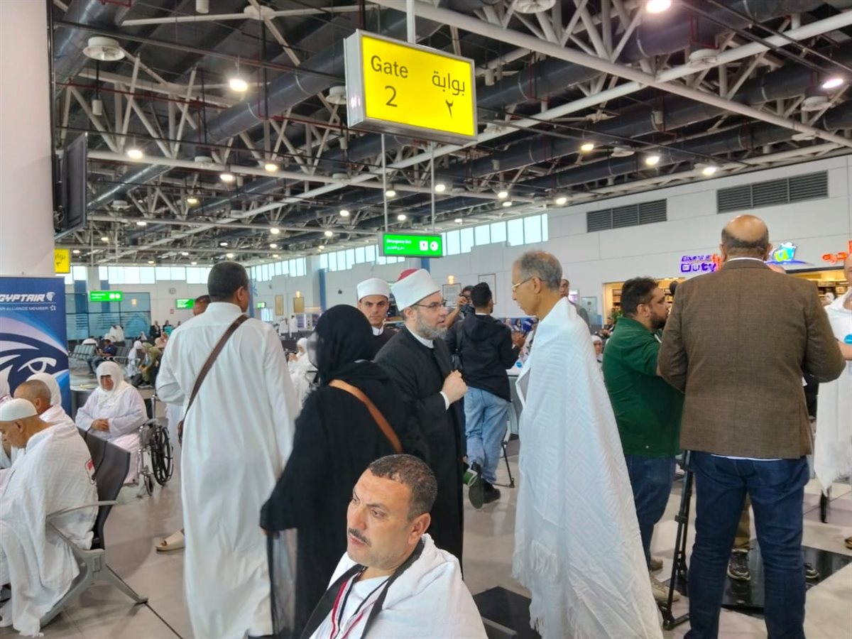البحوث الإسلامية يطلق قافلة توعية شاملة في المطارات والموانئ لتوعية الحجيج بمناسك الحج