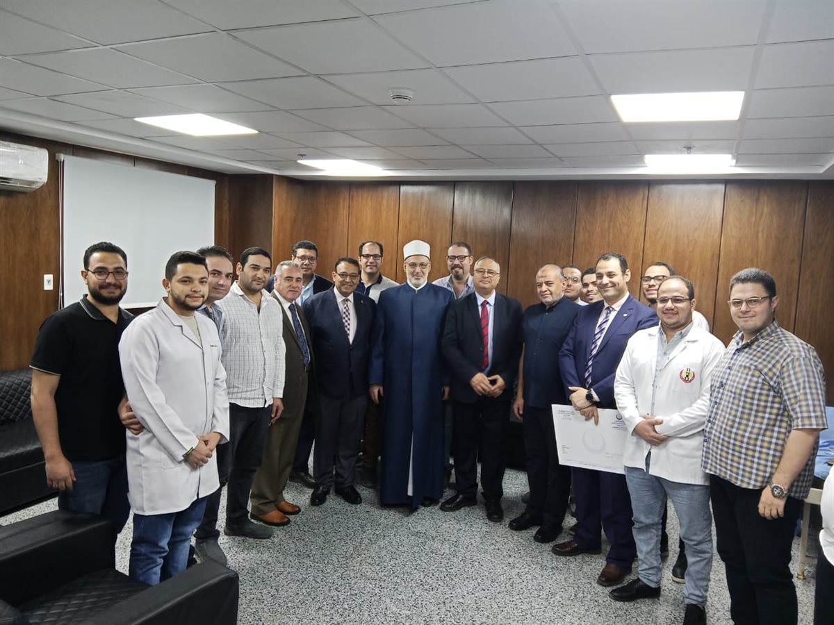 وكيل الأزهر يتفقد مستشفى سيد جلال الجامعي ويشيد بالخدمات الطبية التي تقدمها للمواطنين 