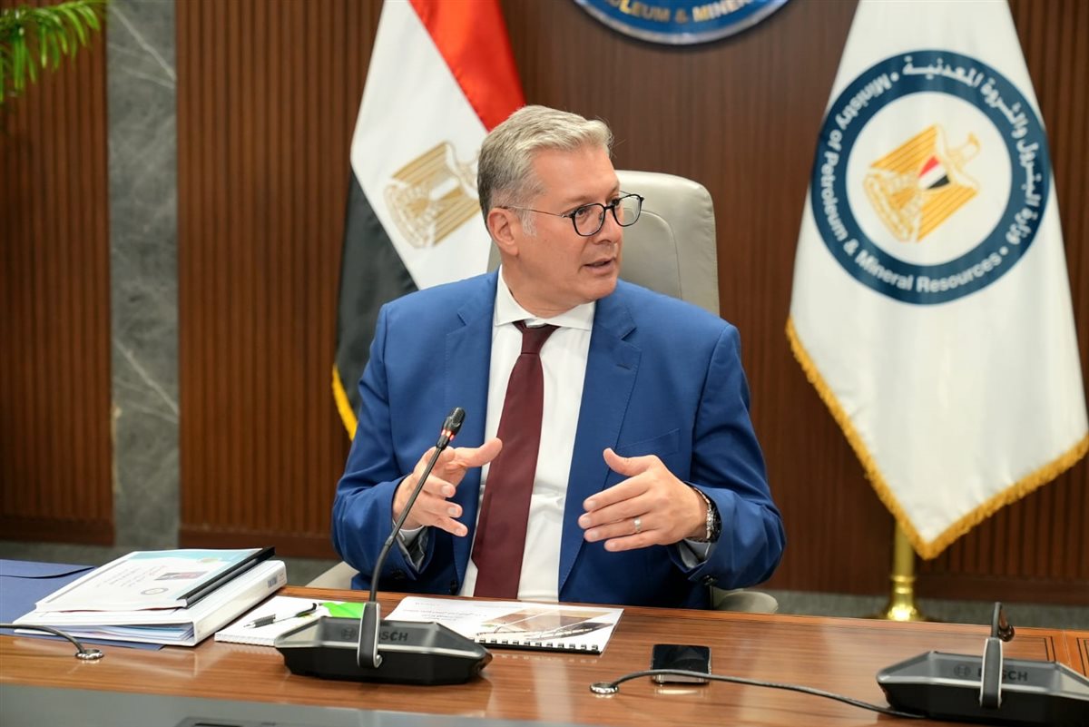 جانب من لقاء وزير البترول وممثلي شركة فوسفات مصر