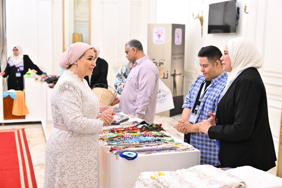 انتصار السيسي في احتفالية معا نقدر