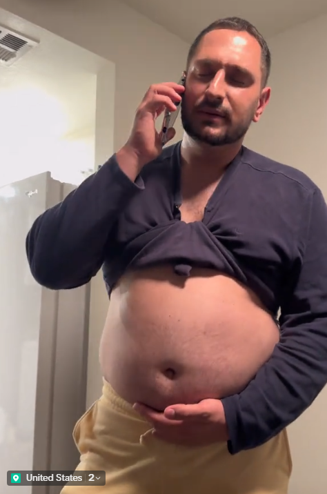 يستغل <strong alt=