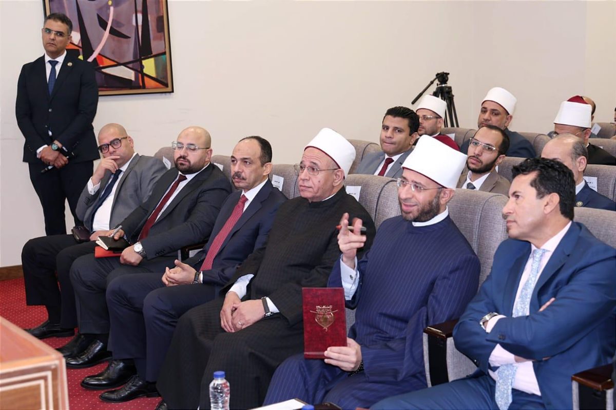 وزيرا الأوقاف والشباب يلتقيان أعضاء اتحاد بشبابها