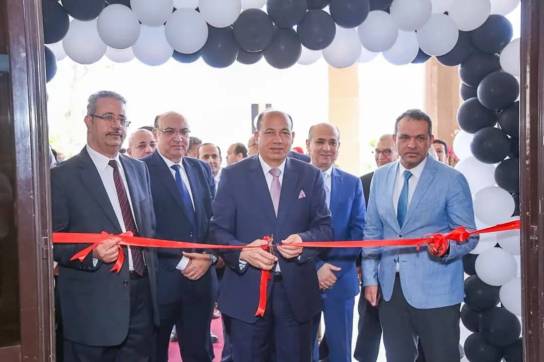 الدكتور شريف خاطر خلال افتتاح أحد مشروعات حقوق المنصورة