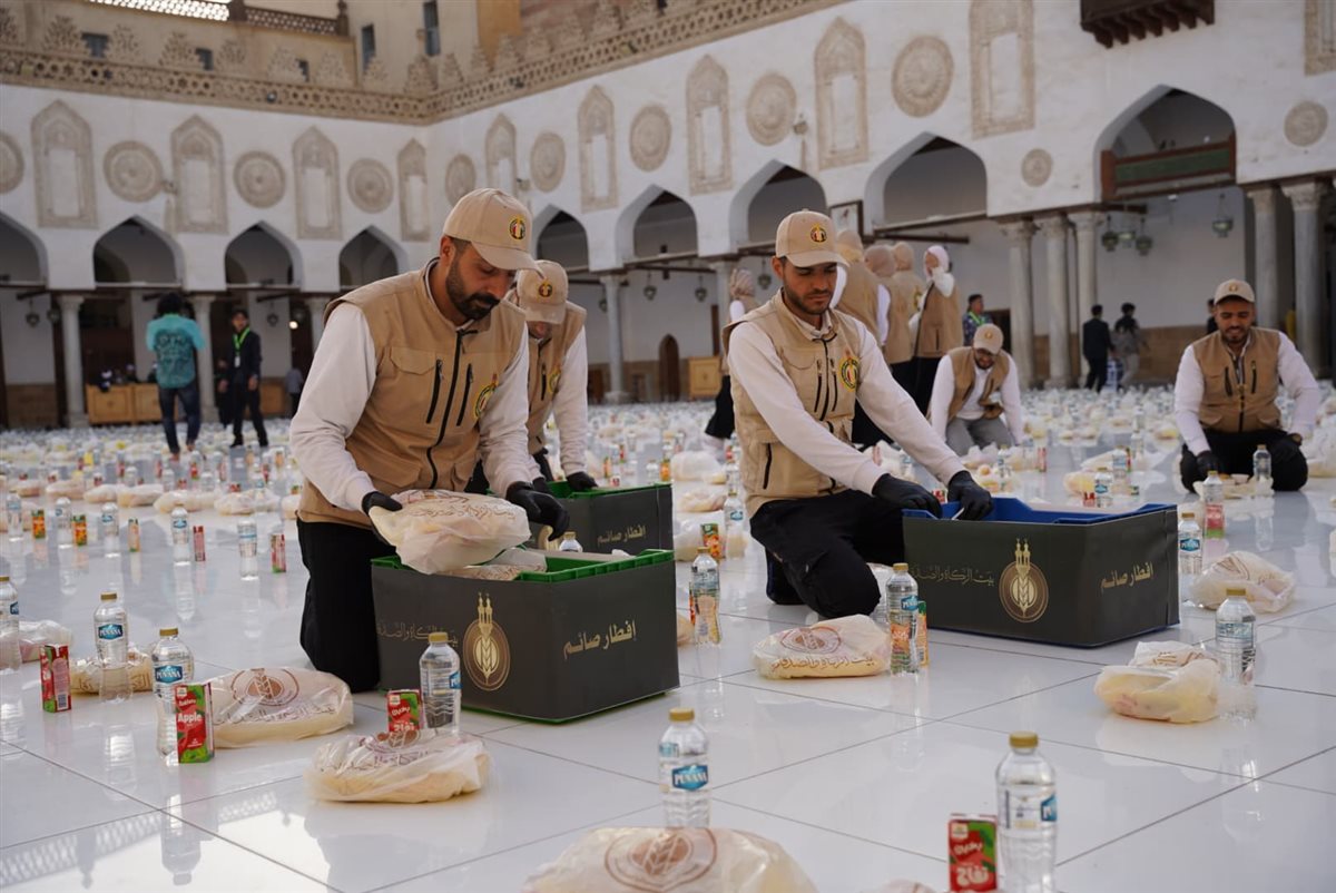 بيت الزكاة والصدقات يقدِّم 4000 وجبة إفطار للصائمين بالجامع الأزهر الخميس القادم