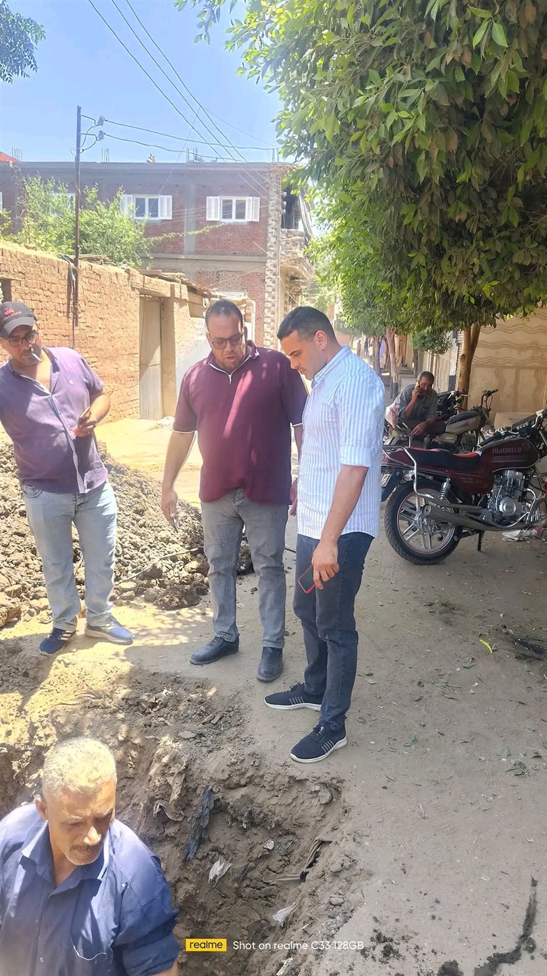 اصلاح خط مياه برهيم بجهود العمال