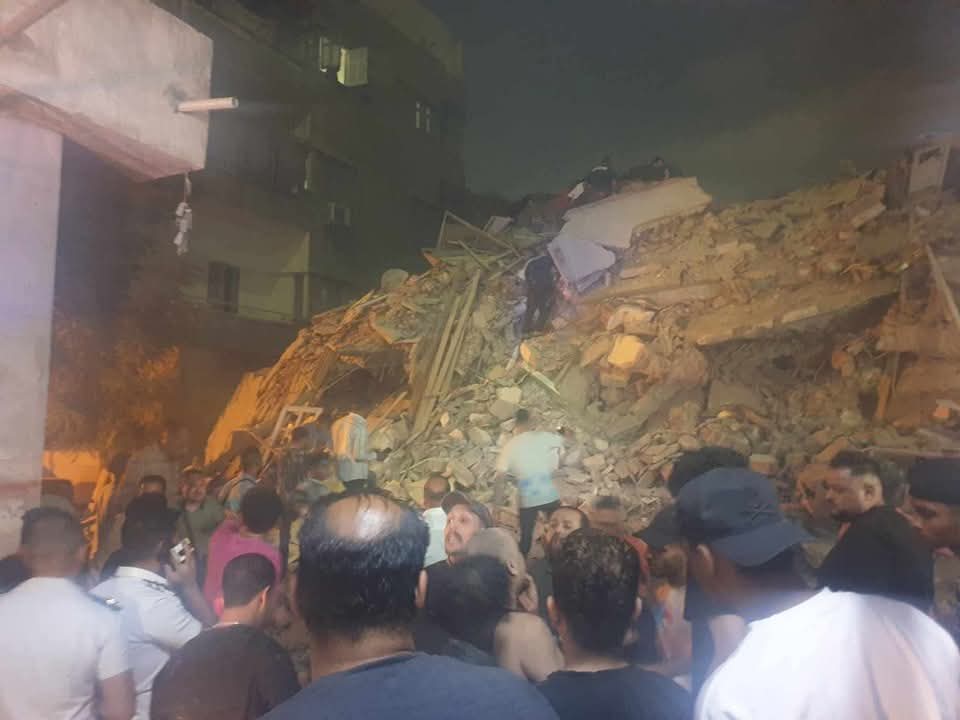 عقار السيدة زينب المنهار