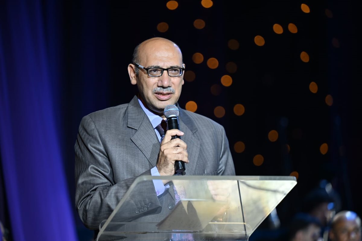 الكاتب محمد عبدالحافظ ناصف 