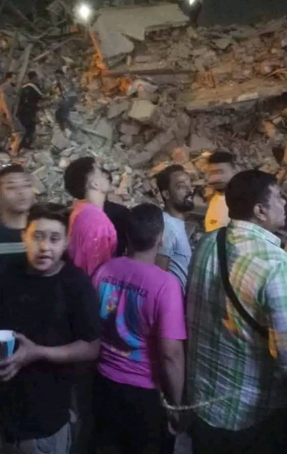 انهيارعقار السيدة زينب 