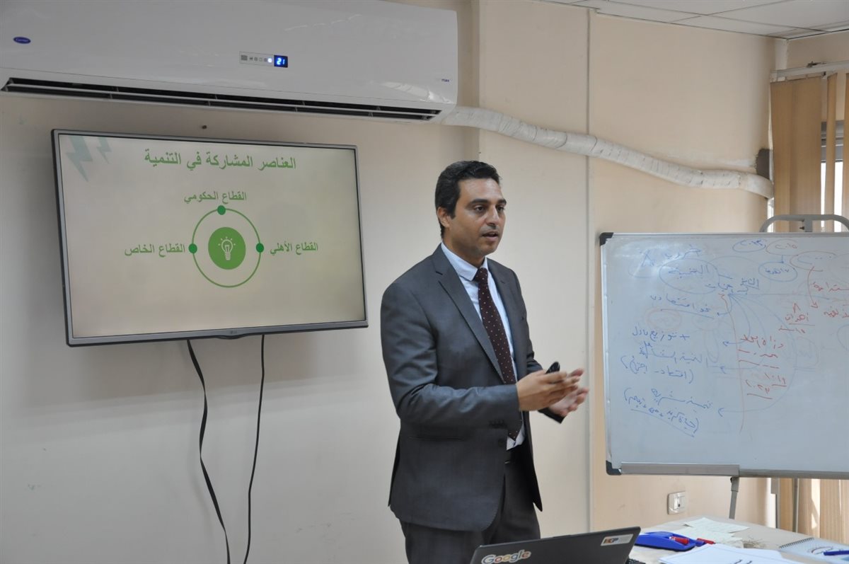 جانب من البرنامج التدريبي لشركة السهام البترولية تحت عنوان