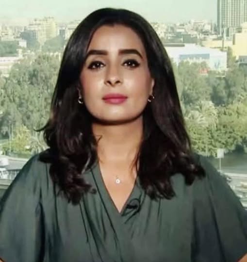 قد تكون صورة ‏‏شخص واحد‏ و‏ابتسام‏‏