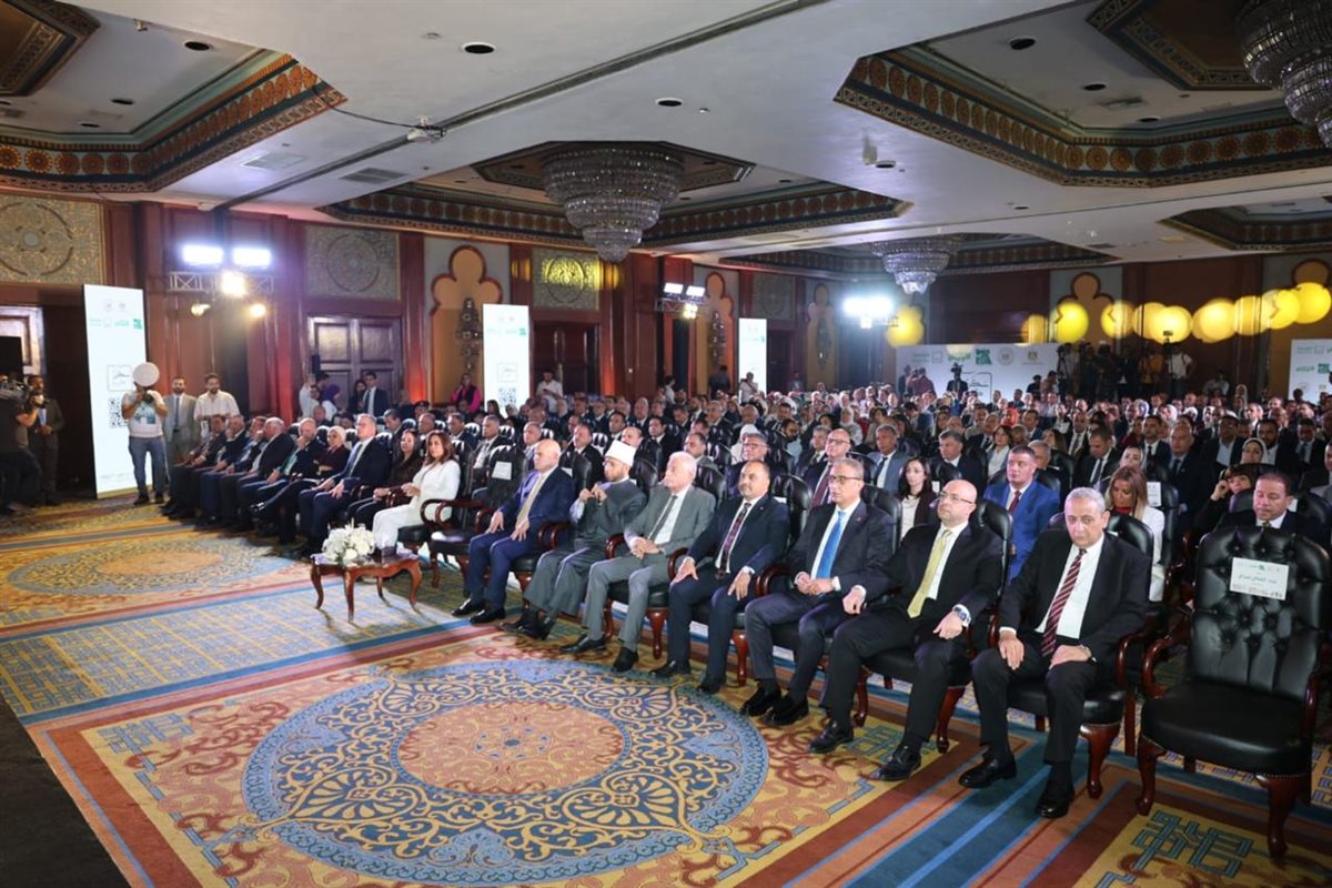 وزير الأوقاف يشارك في تدشين مبادرة المسئولية المجتمعية والسكن الكريم